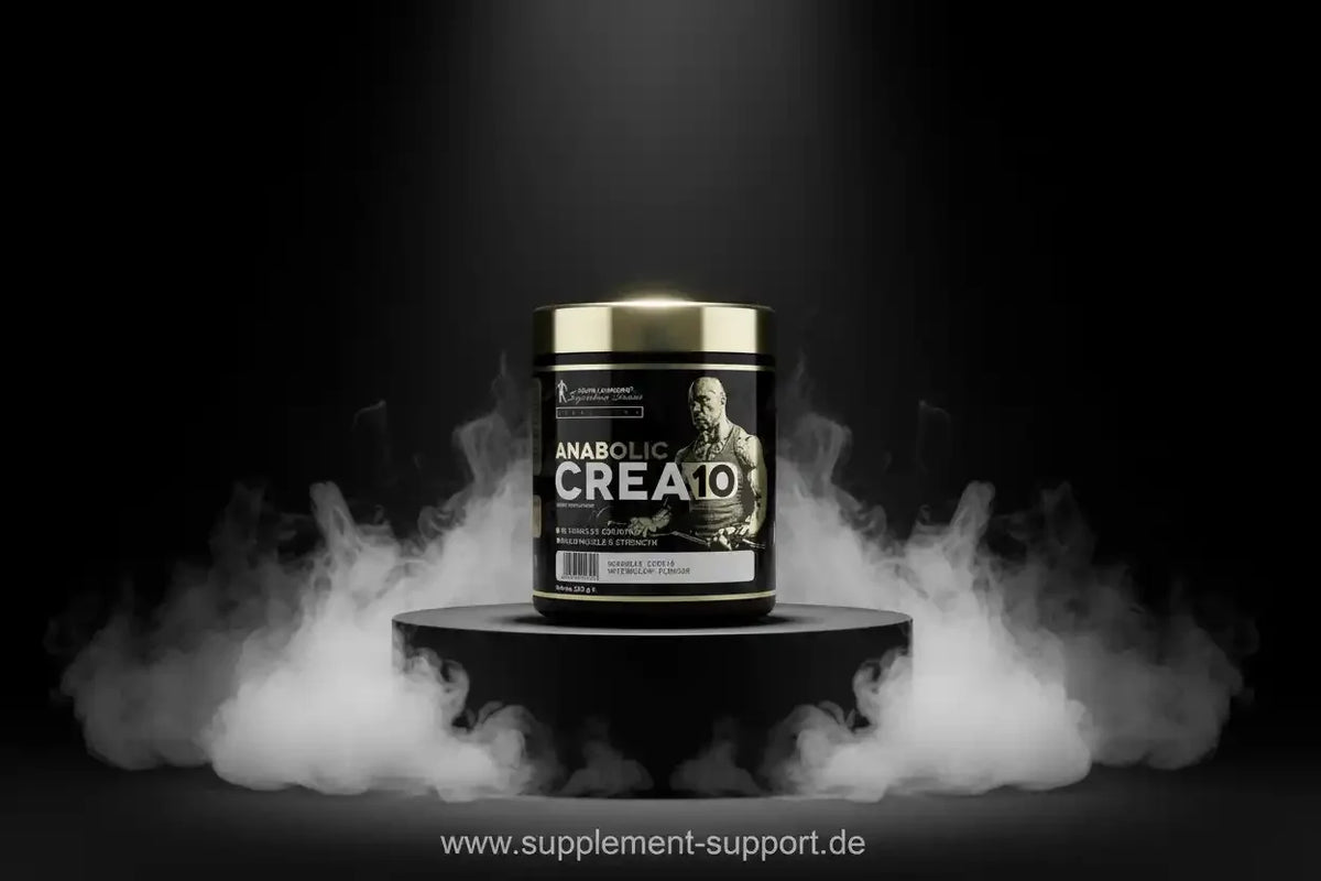 Anabolic Crea10 Sportnahrung mit Raucheffekt auf Podest