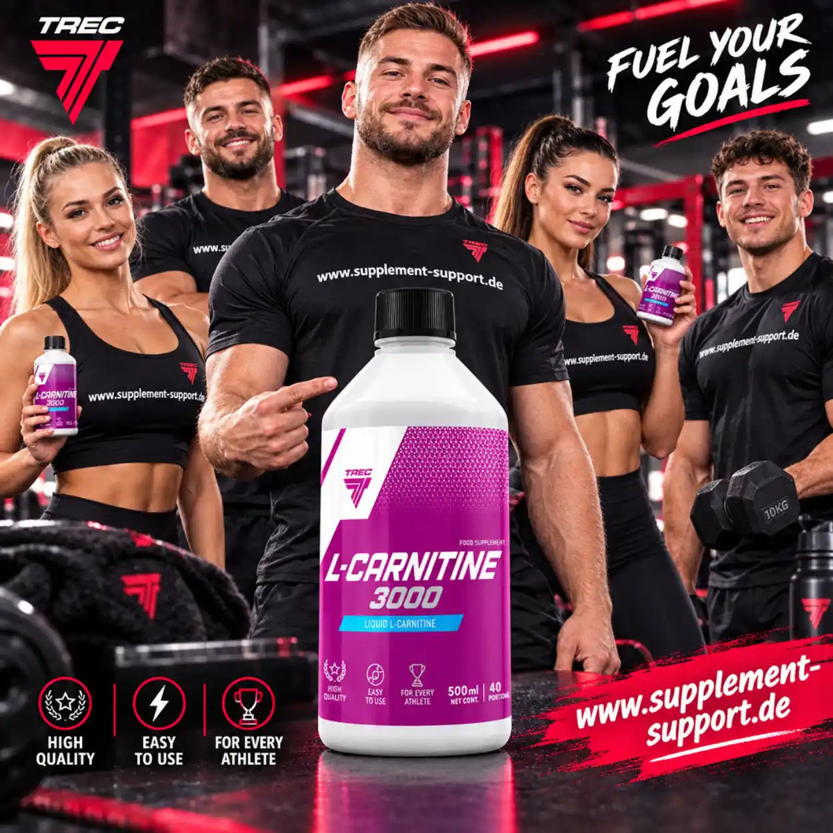 TREC NUTRITION L-Carnitine 3000 flüssiges Supplement vor muskulösen Athleten im Fitnessstudio.