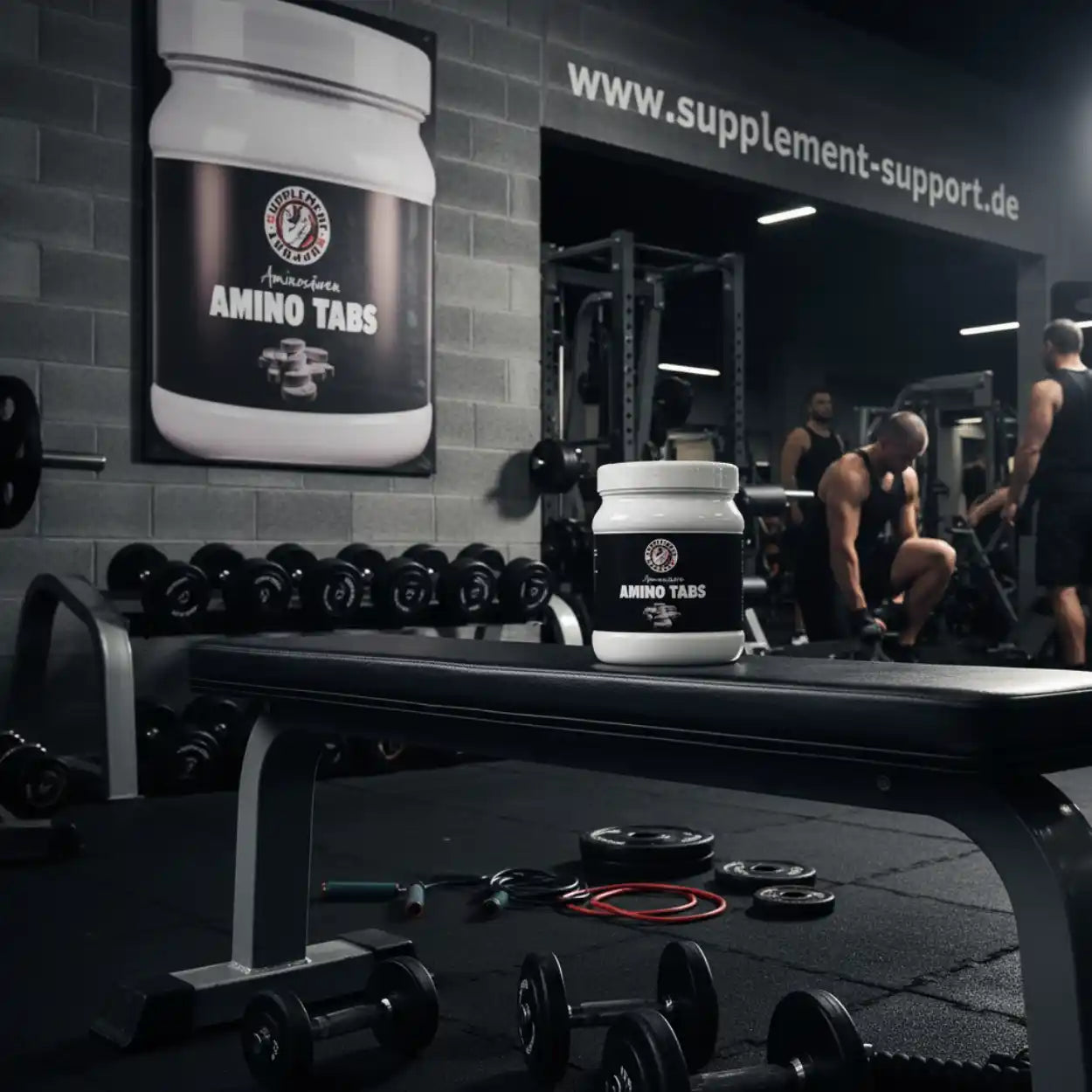 Amino Tabs Nahrungsergänzungsmittel im Fitnessstudio, ideal für Sportler und Muskelaufbau
