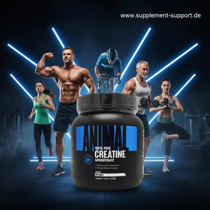 Animal 100% Pure Creatine Monohydrat Dose vor Sportlern in einem modernen Fitness-Studio