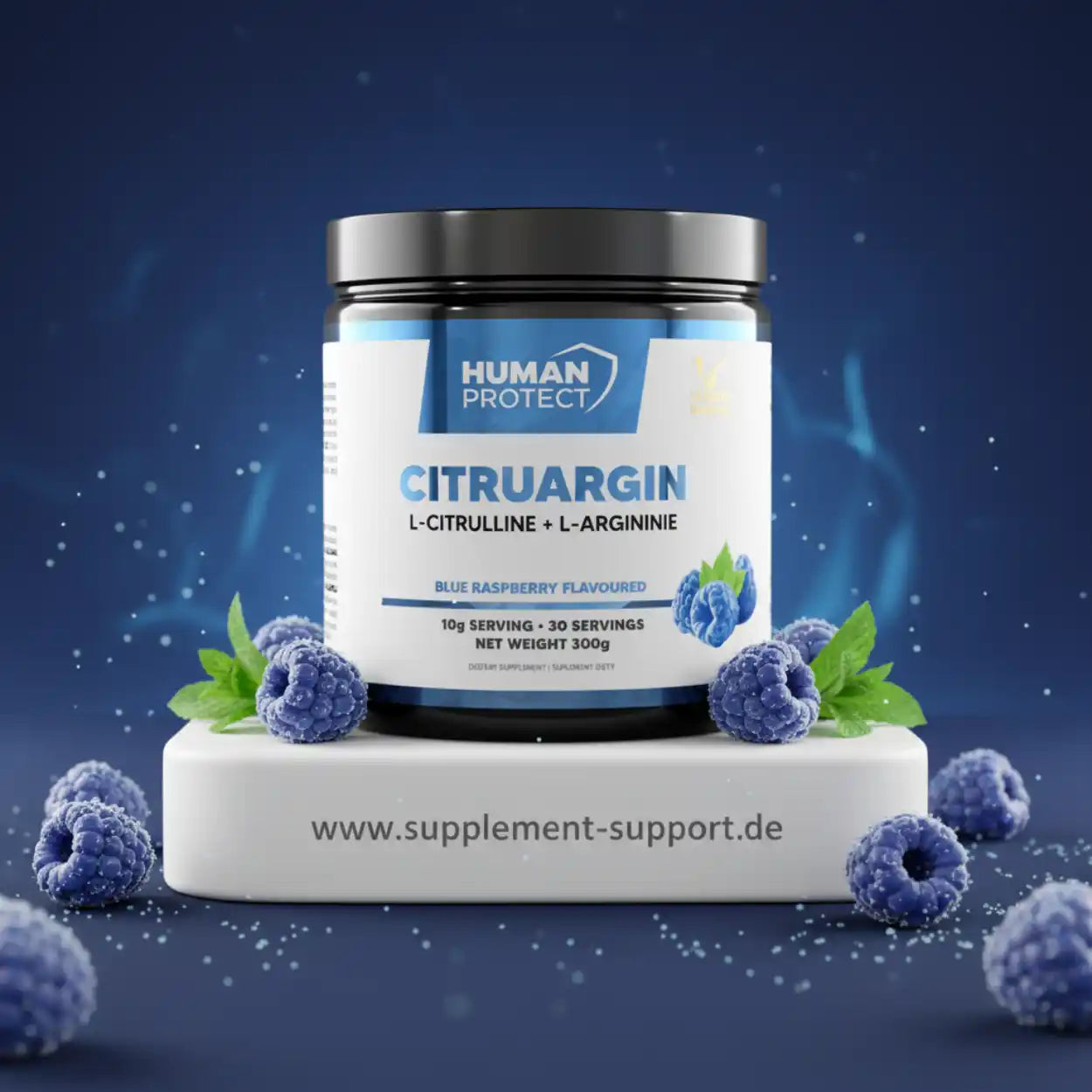 Human Protect Citruargin Nahrungsergänzungsmittel mit Blaubeeren auf weißem Podest