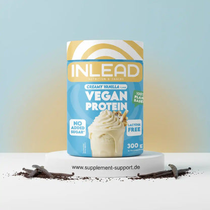Inlead Vegan Protein Pulver in cremiger Vanille, laktosefrei und ohne Zuckerzusatz.