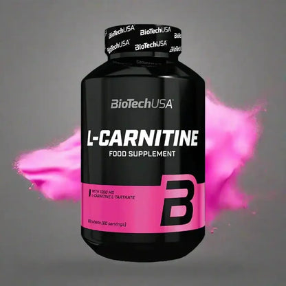 BioTechUSA L-Carnitin Tabletten 1000mg Nahrungsergänzung, schwarze Dose, pinker Hintergrund