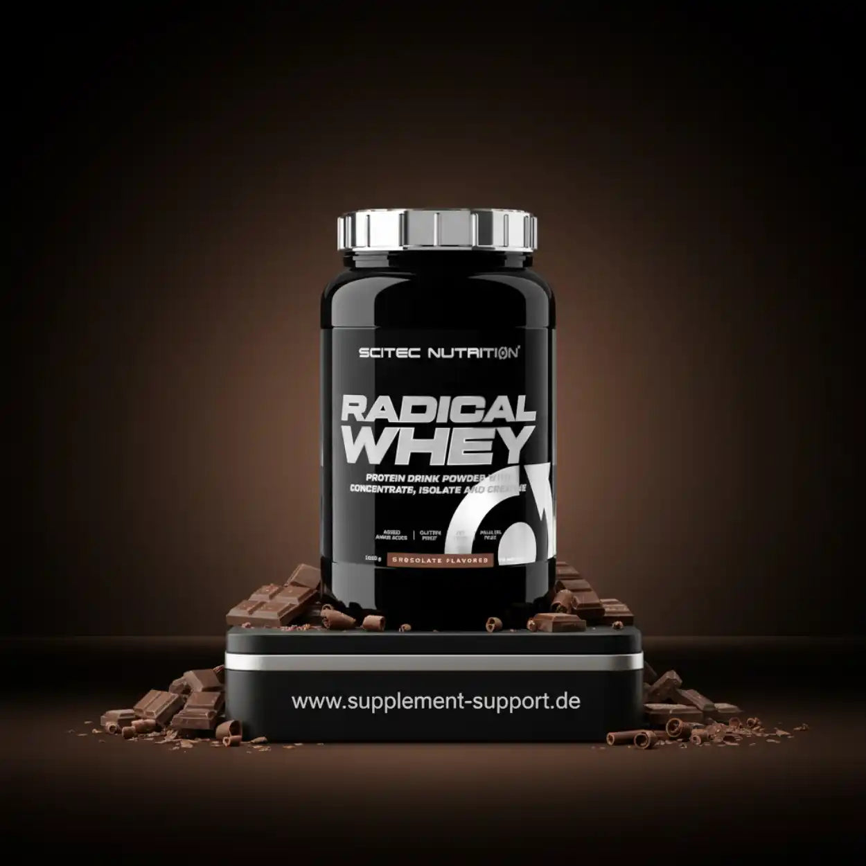 Scitec Nutrition Radical Whey Schoko-Proteinpulver, 1000g Dose auf Schokoladenstücken, Supplement Support