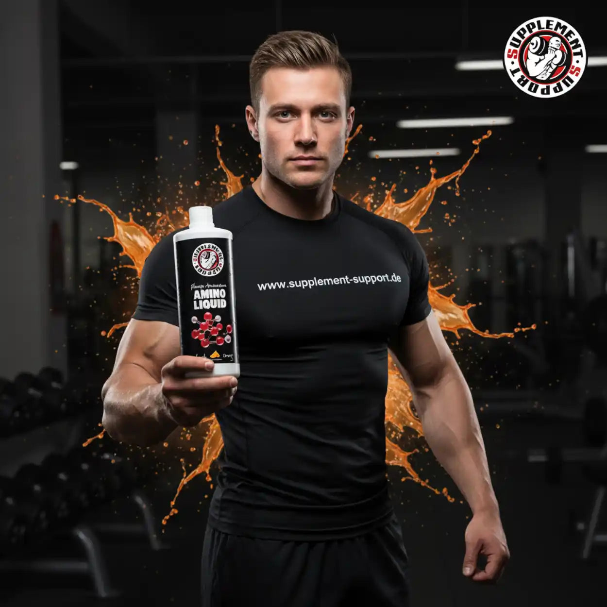 Sportler im Fitnessstudio hält Aminosäure-Liquid, Nahrungsergänzungsmittel für Muskelaufbau