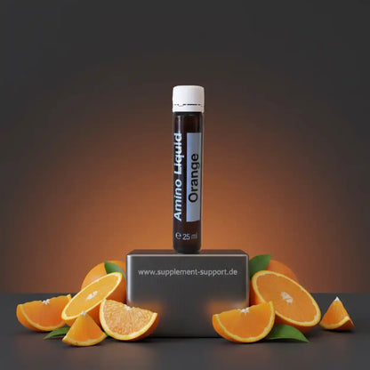 Amino Liquid Orange 25 ml mit frischen Orangenscheiben, ideal für Sportnahrung und Vitamine