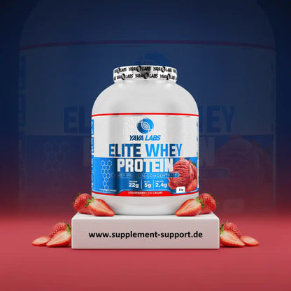 Elite Whey Protein von Yava Labs, Erdbeereis-Geschmack, mit frischen Erdbeeren präsentiert